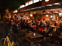 DSC 0174  Overdekt terras in de Planty, groene gordel om het stadshart. Zat bijna altijd vol. Hebben ook een keer een plekje gevonden.